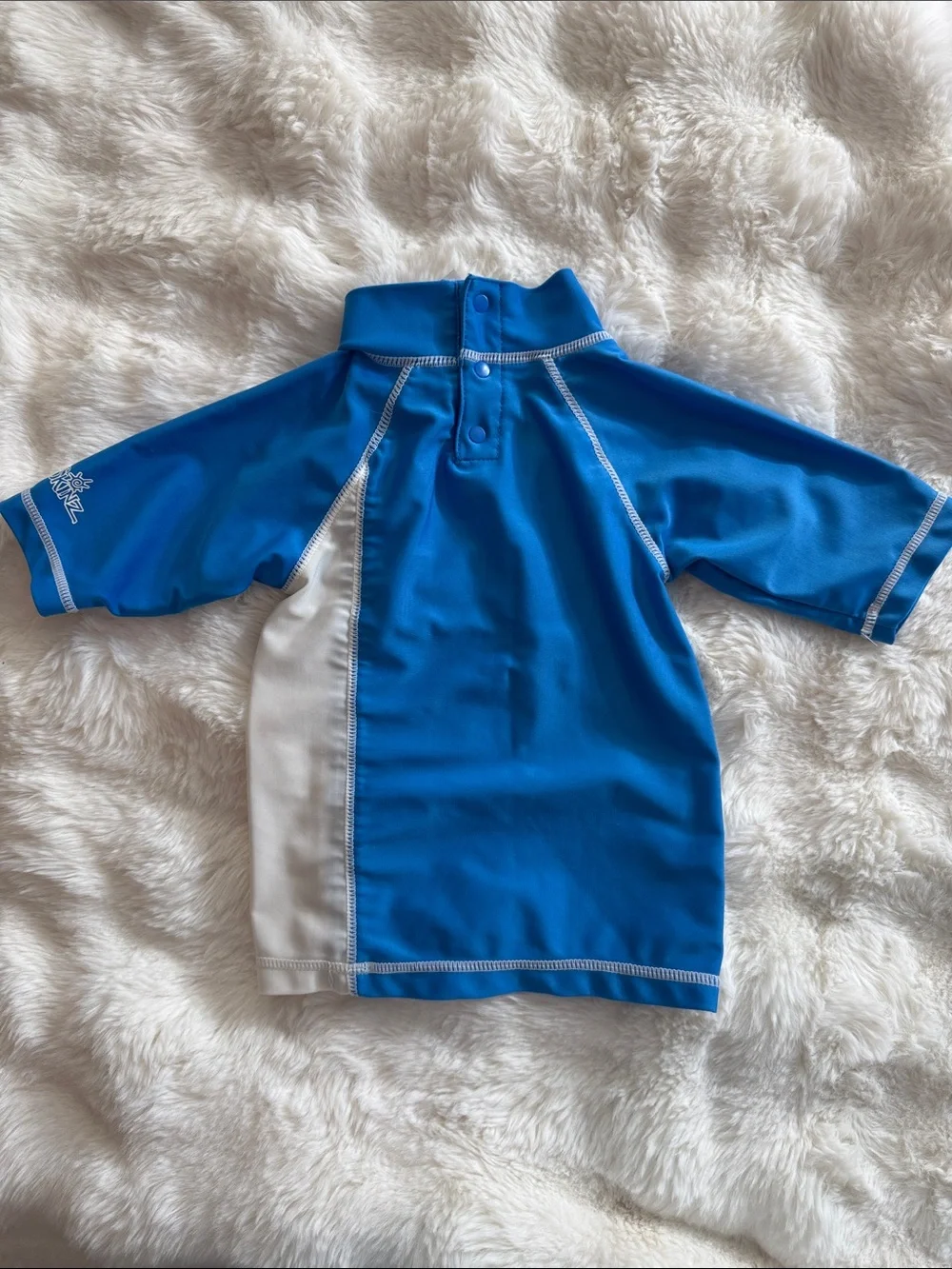 UV Skinz Blue and White Shark Print Kids Rashguard 2T